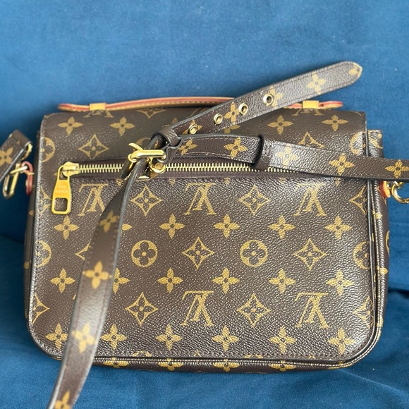 Perfect LOUIS VUITTON Pochette Métis - Picture 7 of 8